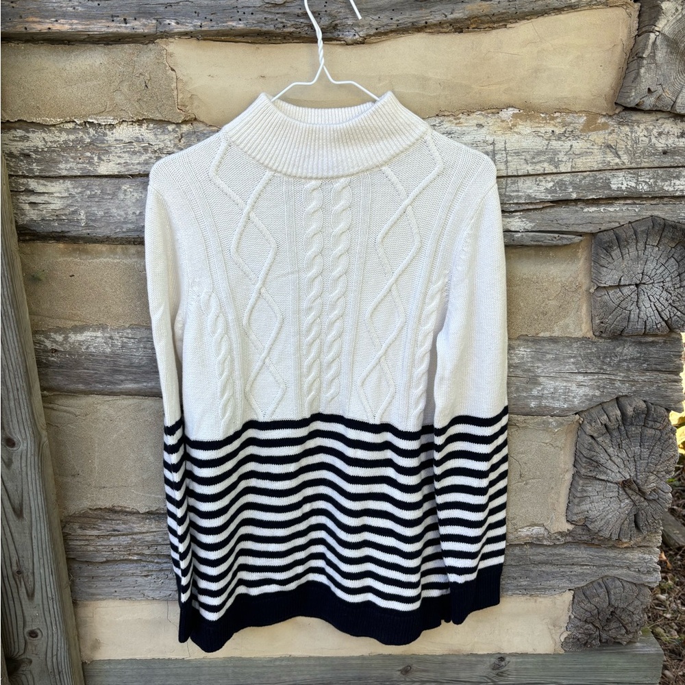 Talbot Elegant Bicolor Cable Knit Cashmere Blend Women's Sweater Size M